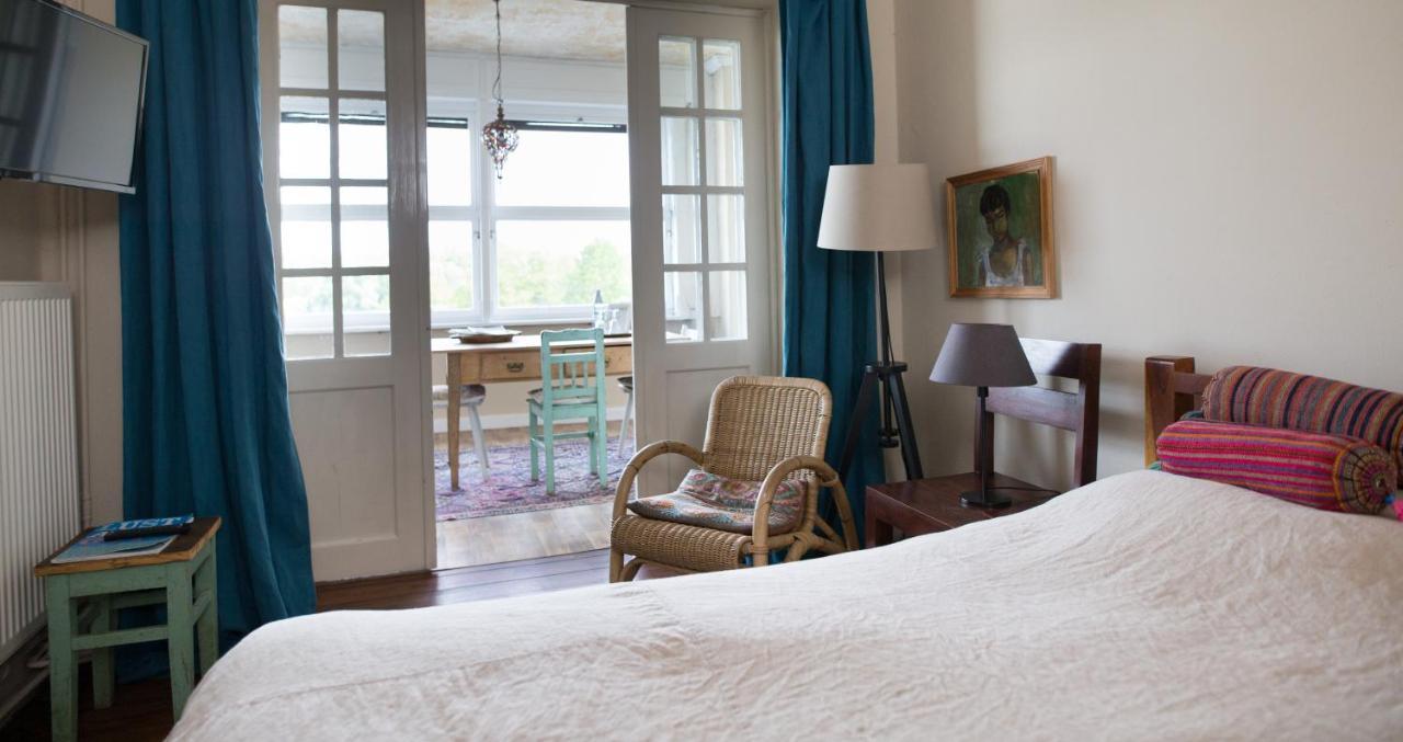 Liegen;schaft Hotel