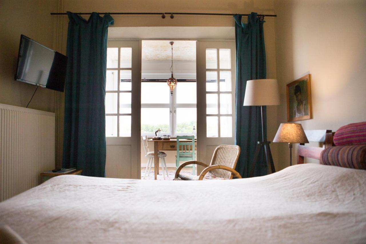 Liegen;schaft Hotel